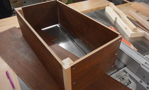 Ящик из фанеры - изготовление своими руками, выбор материалов и фурнитуры