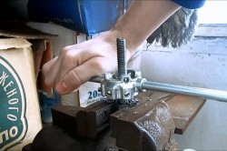 Как нарезать резьбу в металле метчиком