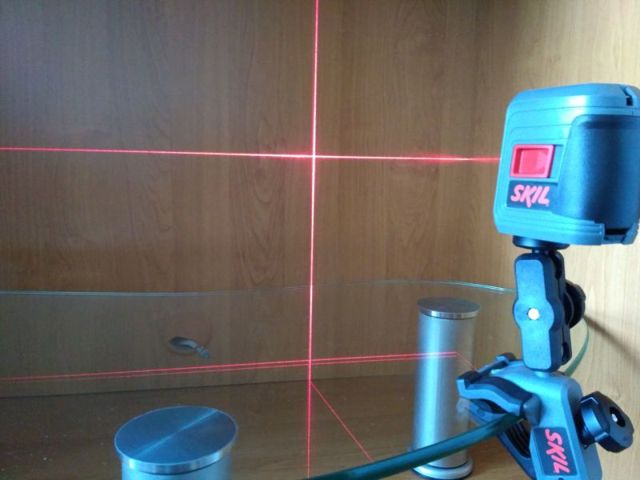 Как отрегулировать лазерный уровень на точность