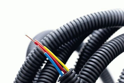 Укладка сигнальной ленты над кабелем