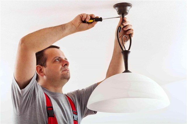 Как подключить четыре лампочки от одного выключателя