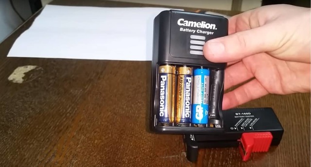 Как зарядить батарейку без зарядки