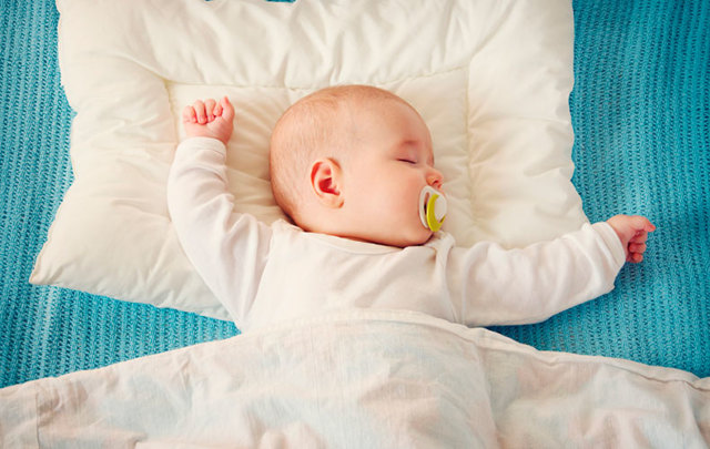 Подушка для детей: что важно знать для здоровья ребенка
