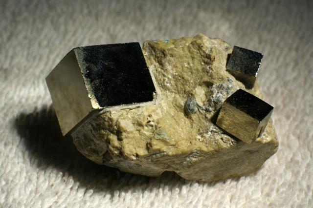 Объемно центрированная кристаллическая решетка металла