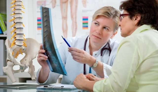 Как нужно правильно обследовать пациентов с патологией позвоночника?