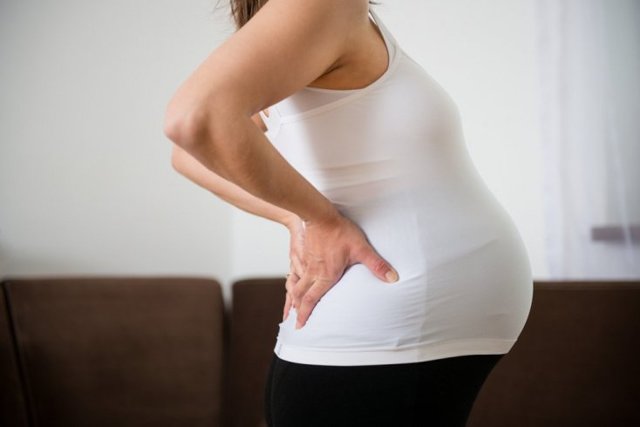 Гимнастические упражнения для будущих мам в различные периоды беременности