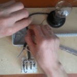 Схема подключения двухклавишного выключателя на четыре лампочки