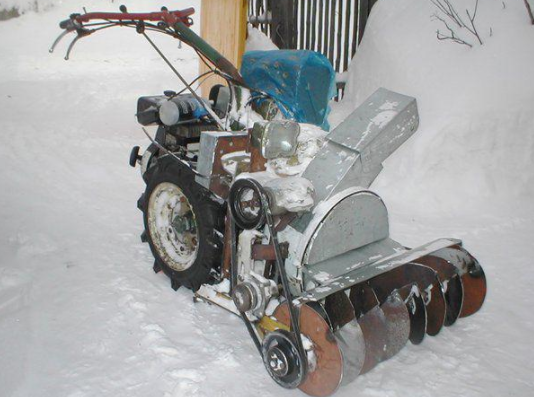 Самодельный снегоотвал для мотоблока