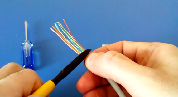 Как обжать сетевой кабель без обжимника