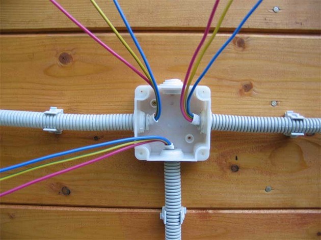 Соединение элементов навесной монтаж проводами